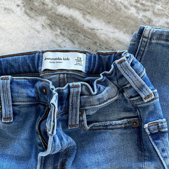 Abercrombie Kids Super Skinny Jeans Slim Size 7/8 Long - Picture 2 of 5